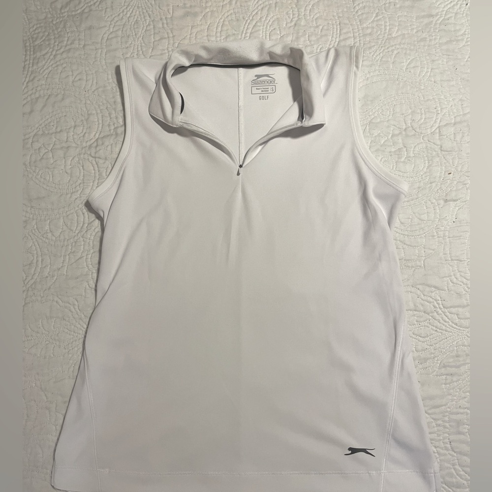Women’s Slazenger zip-front golf shirt white with collar EUC